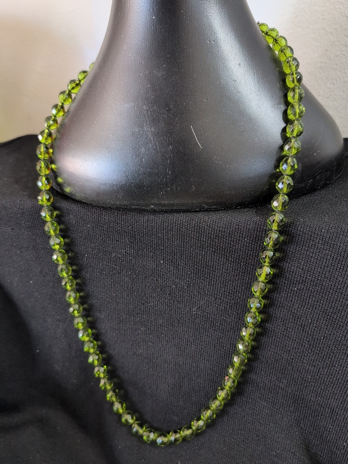 16″ Vtg Green Glass Beaded Necklace Flower Clasp Morocco