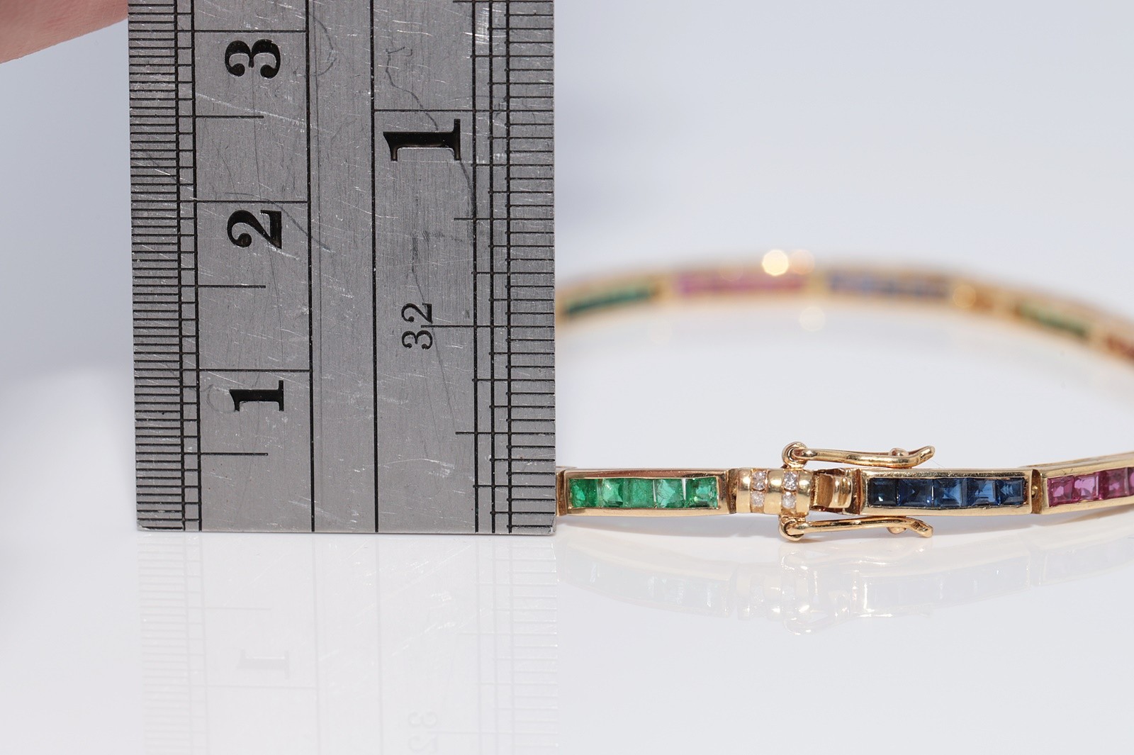 Vintage Circa 1980s 18k Gold Natural Diamond And Emerald Ruby Sapphire Bracelet