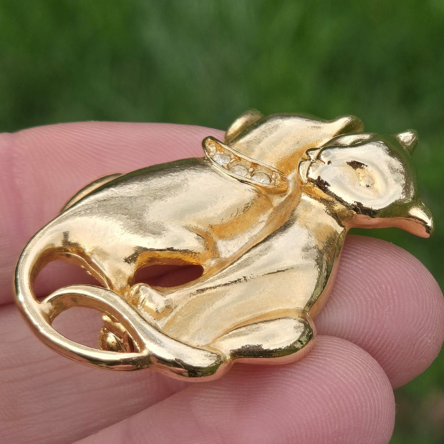 Vintage Cat couple Brooch Cuddling Kittens Lion Rhinestone collar Kitty Jewelry