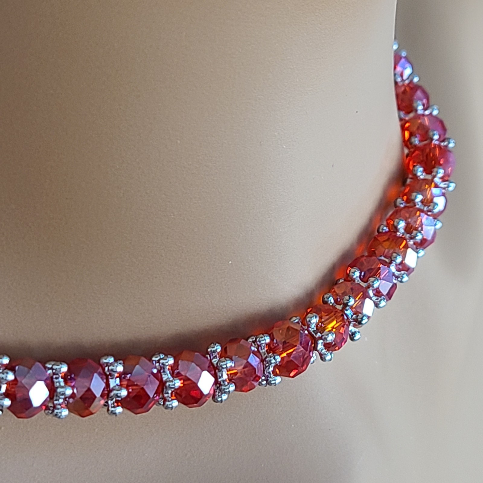 Vintage Fire Red Aurora Borealis AB Faceted Glass Crystal Choker Necklace 18.5”