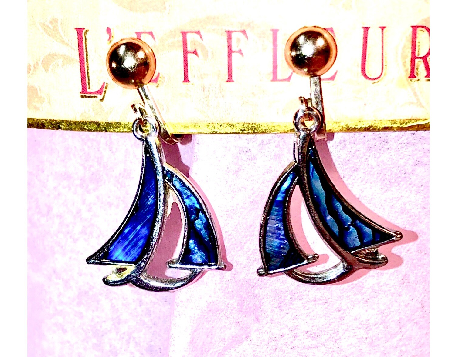 VTG 70s Blue Paua Abalone Shell Inlay Stylized Sailboats Dangle Clip On Earrings