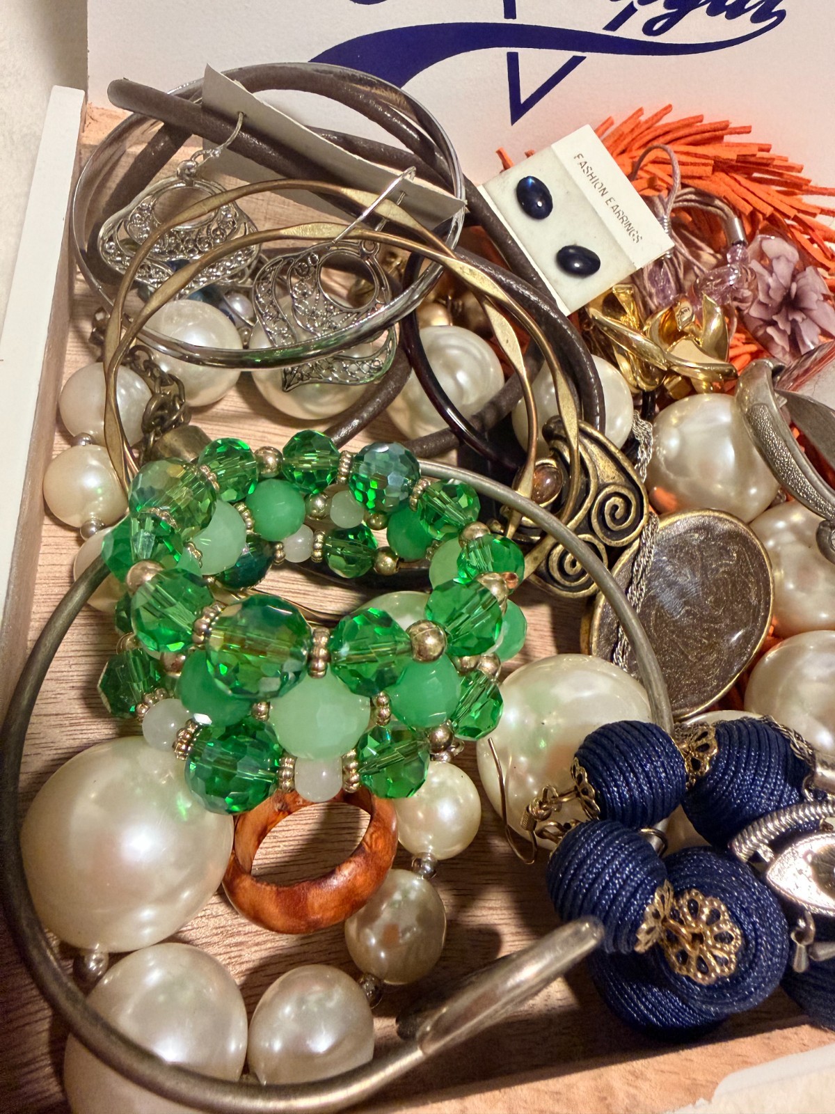 Bulk Costume Jewelry Lot 30+ Pcs Pictured Daily Wear Cheap Mix Box Included