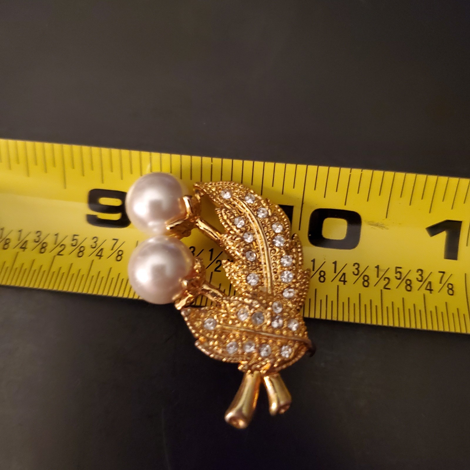 Vintage Goldtone Pin Faux Pearl and Rhinestone Leaf Shape Brooch 1 1/2 inch EUC