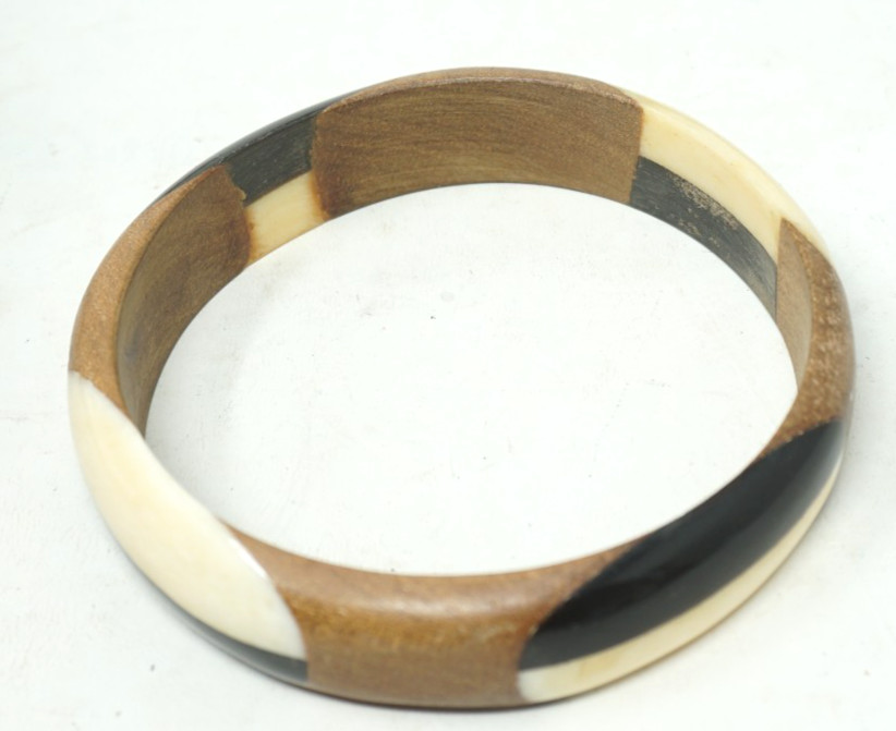 Vintage Bangle Bracelet 3 Tone Brown Wood Black and Cream Lucite