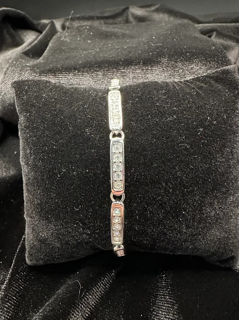 Swarovski Silver Tone Crystal Link Bracelet Geometric Bar Station Design