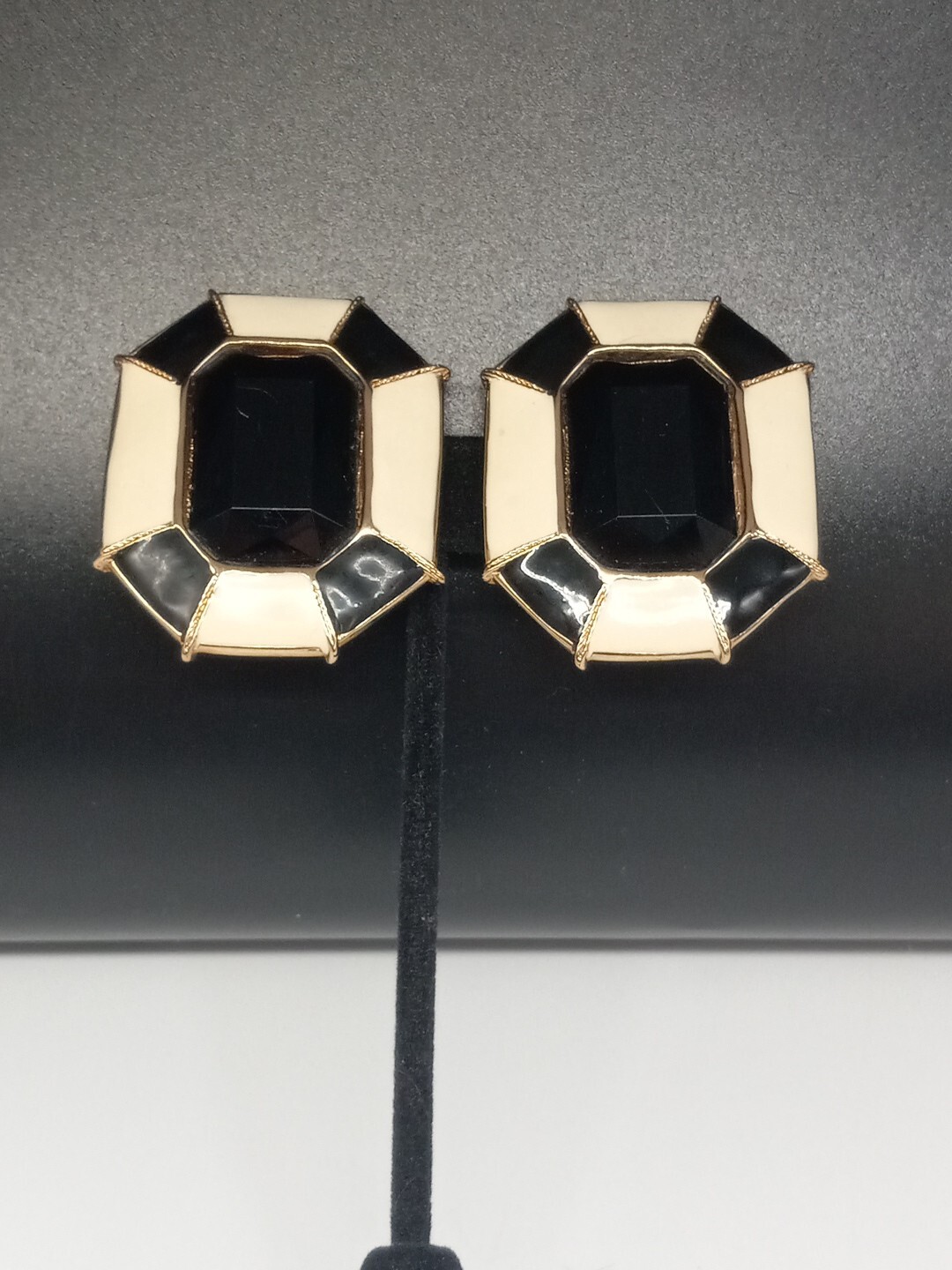 Classic Elegance Black & Cream Enamel Glass Octagon gold tone Clip-on Earrings