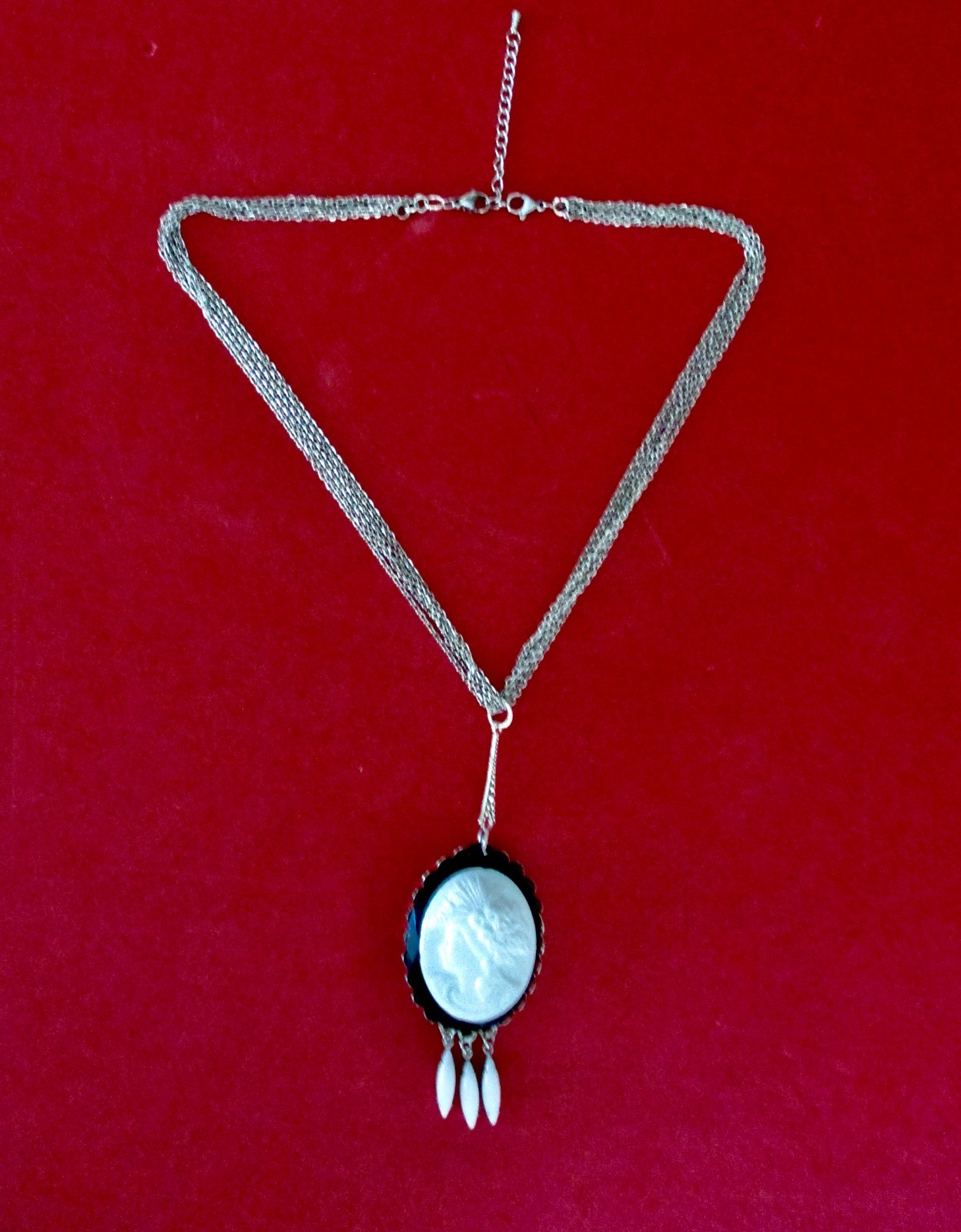 Vintage White Cameo Glass Pendant Necklace With Adjustable Necklace Length/Boho/