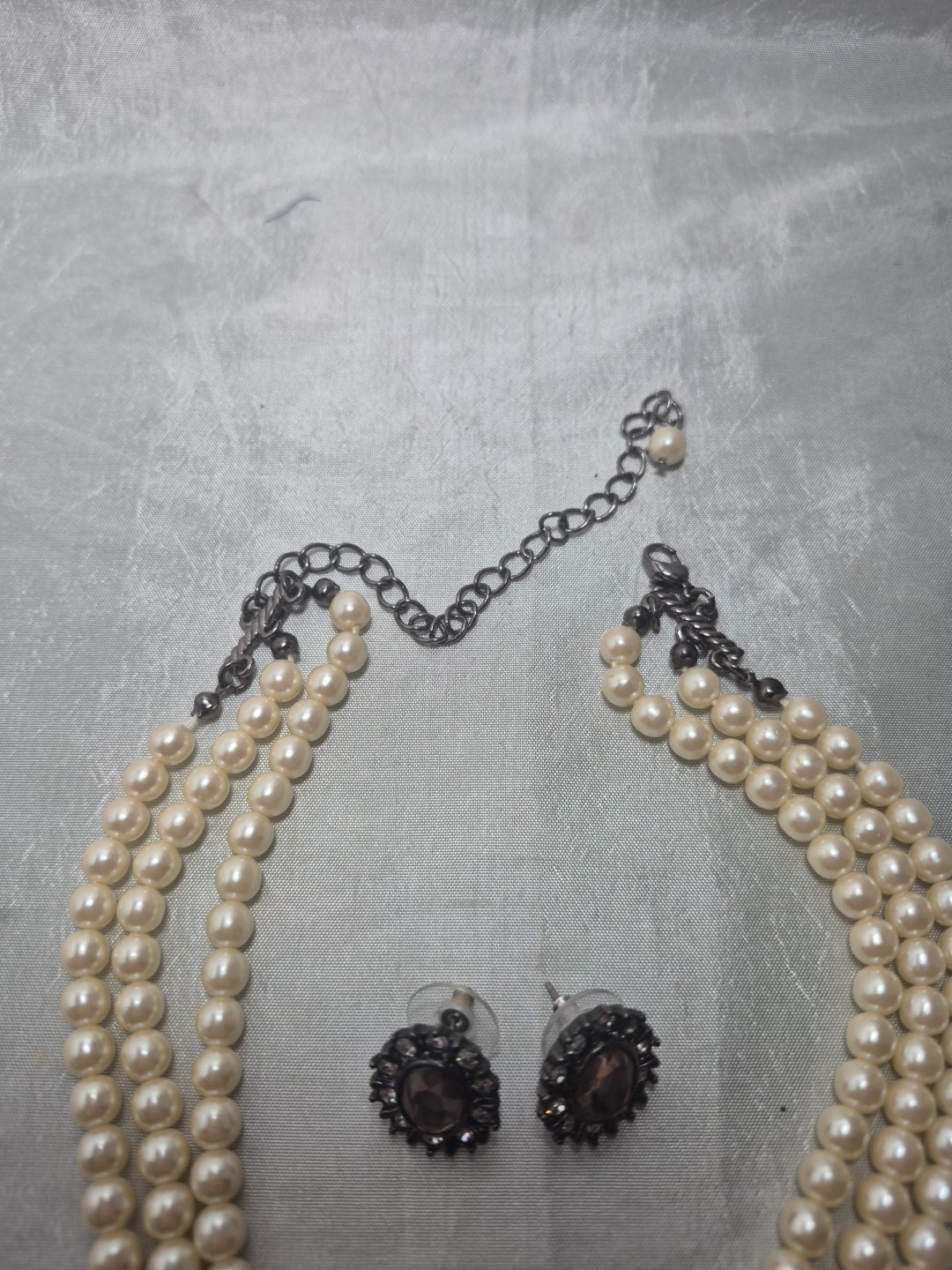 Vintage Faux Pearl 3 Strand Choker With Earrings Smokey Gray Rhinestones