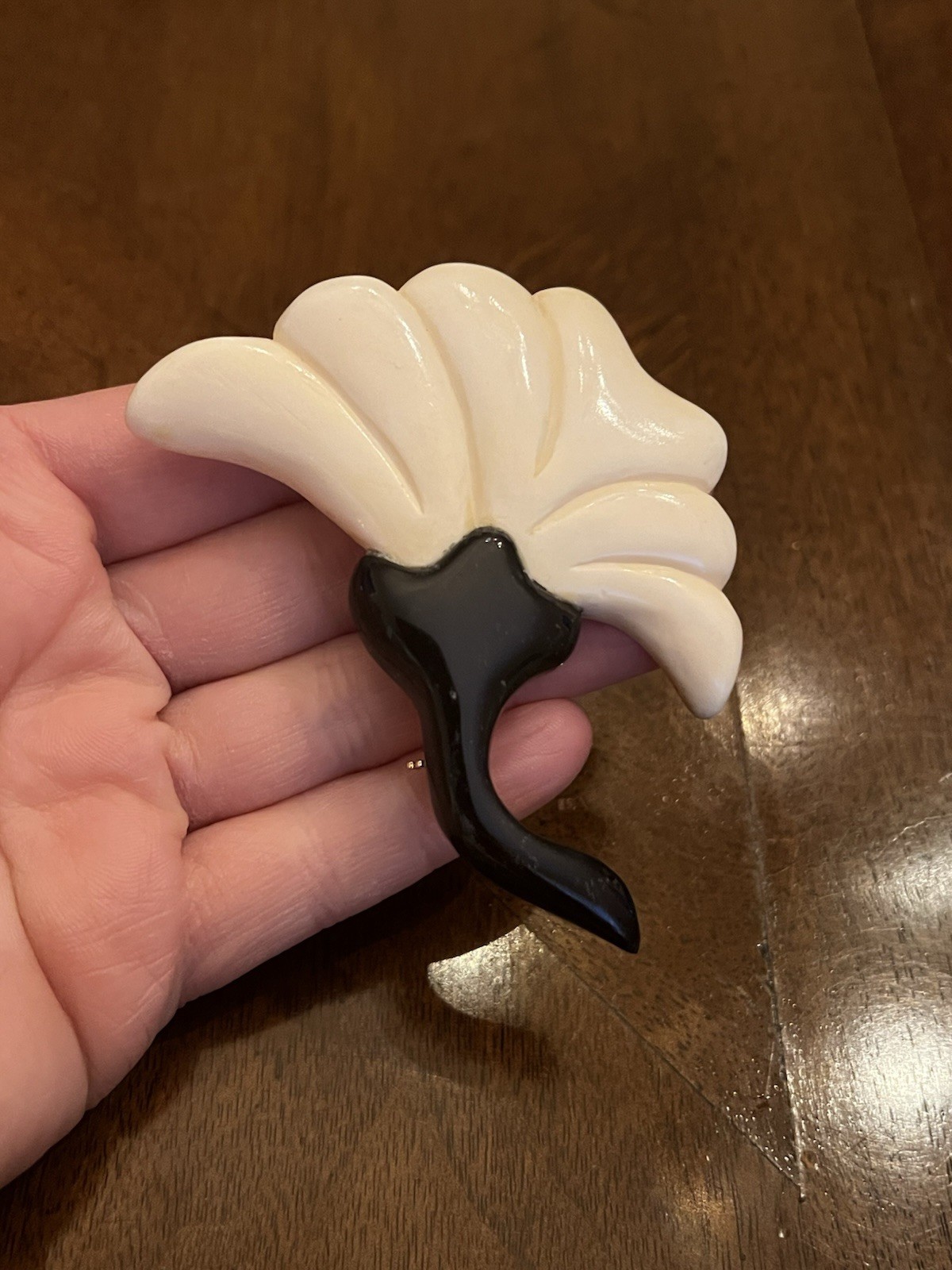 Vintage Art Deco 1930s/1940s Black & Off White Abstract Flower Brooch Unique!