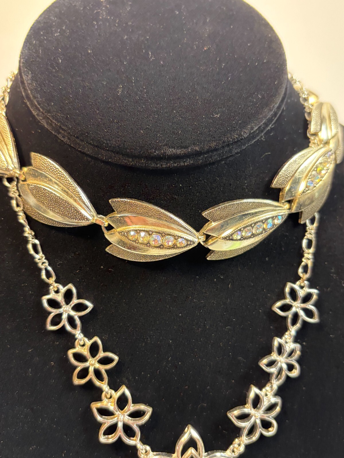 Choker Necklaces in Silver Tone with Chunky Maximalist Design Lightweight 14 in