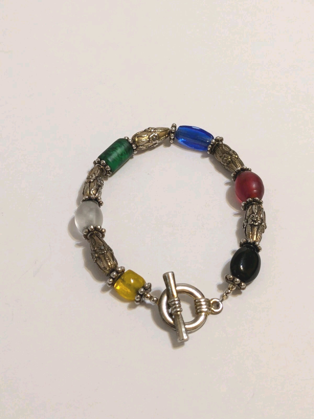 Vintage Multi Tone Bracelet With Multicolor Glass Beads. Toggle Closure 6 3/4″