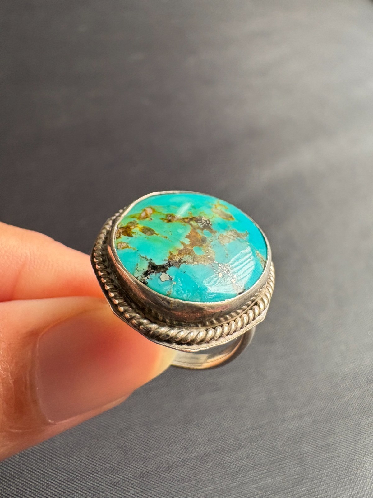 Vintage Silver Southwestern Turquoise Ring Handmade Size 7.25 US