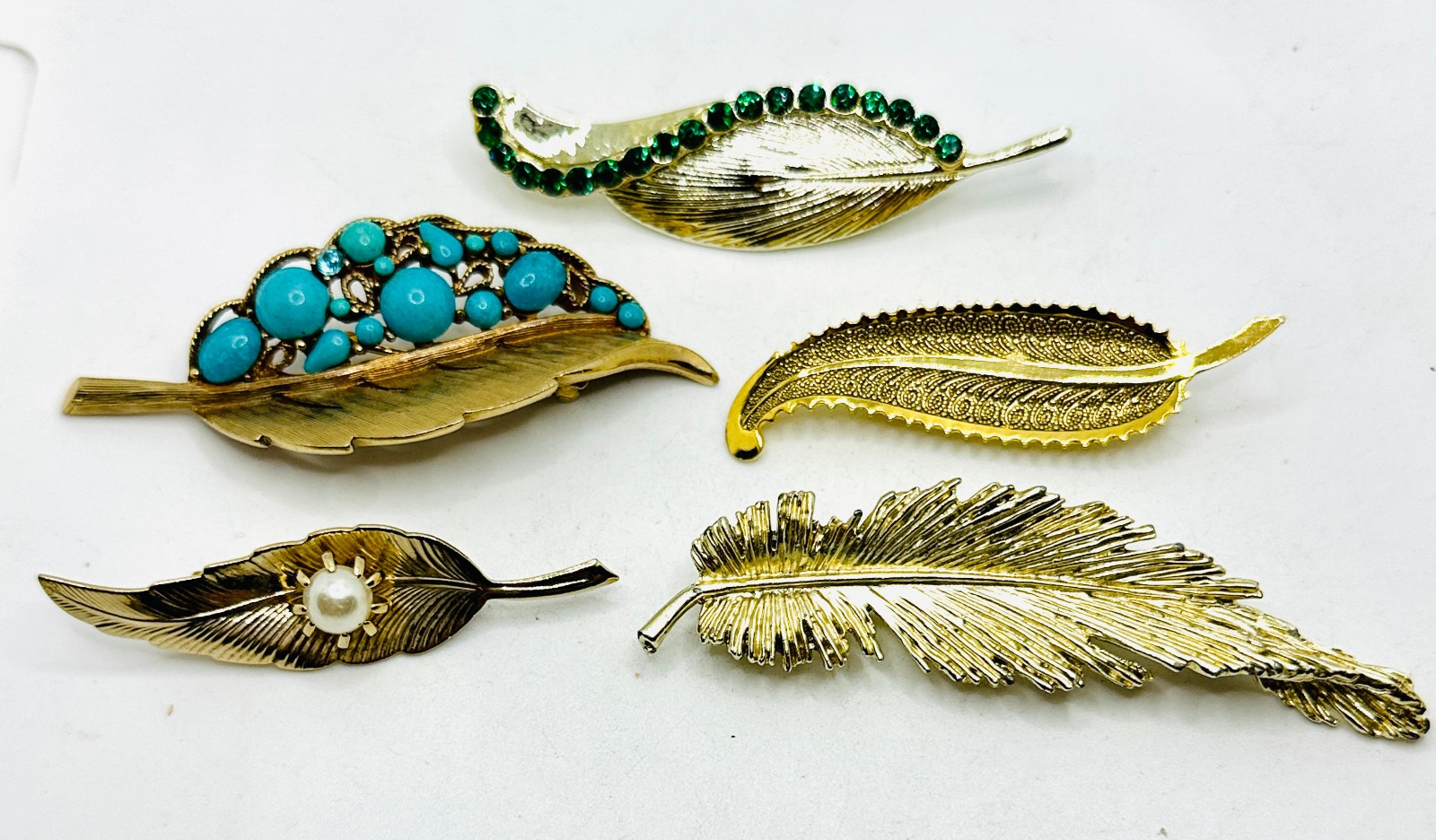 Lot 5 Gold Tone Leaf Brooches – Coro, Gerry’s & Unsigned Capri EUC