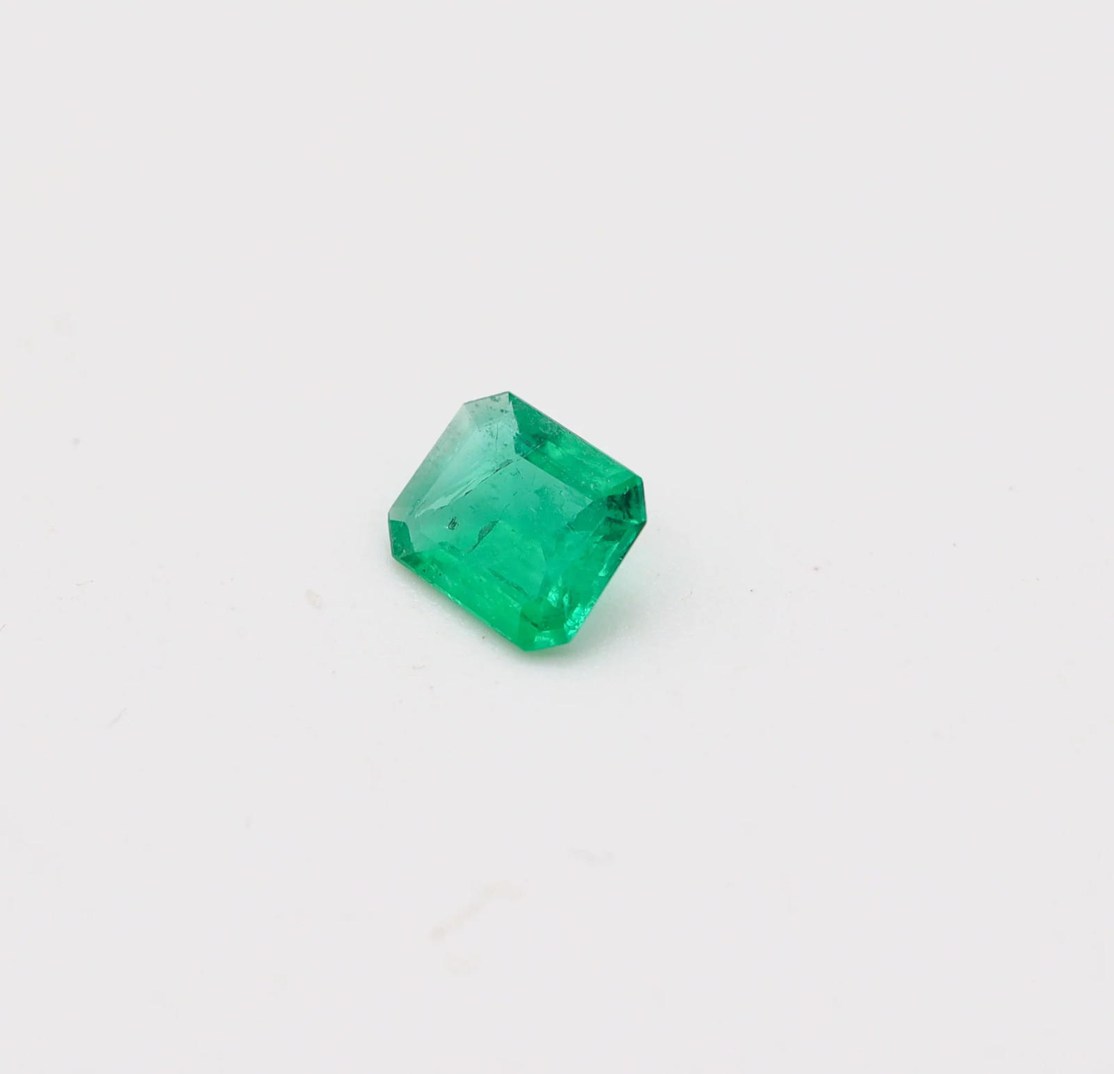 GIA CERTIFIED Emerald Rectangular Shape Vivid Green 1.21 Carats GIA-5221072288