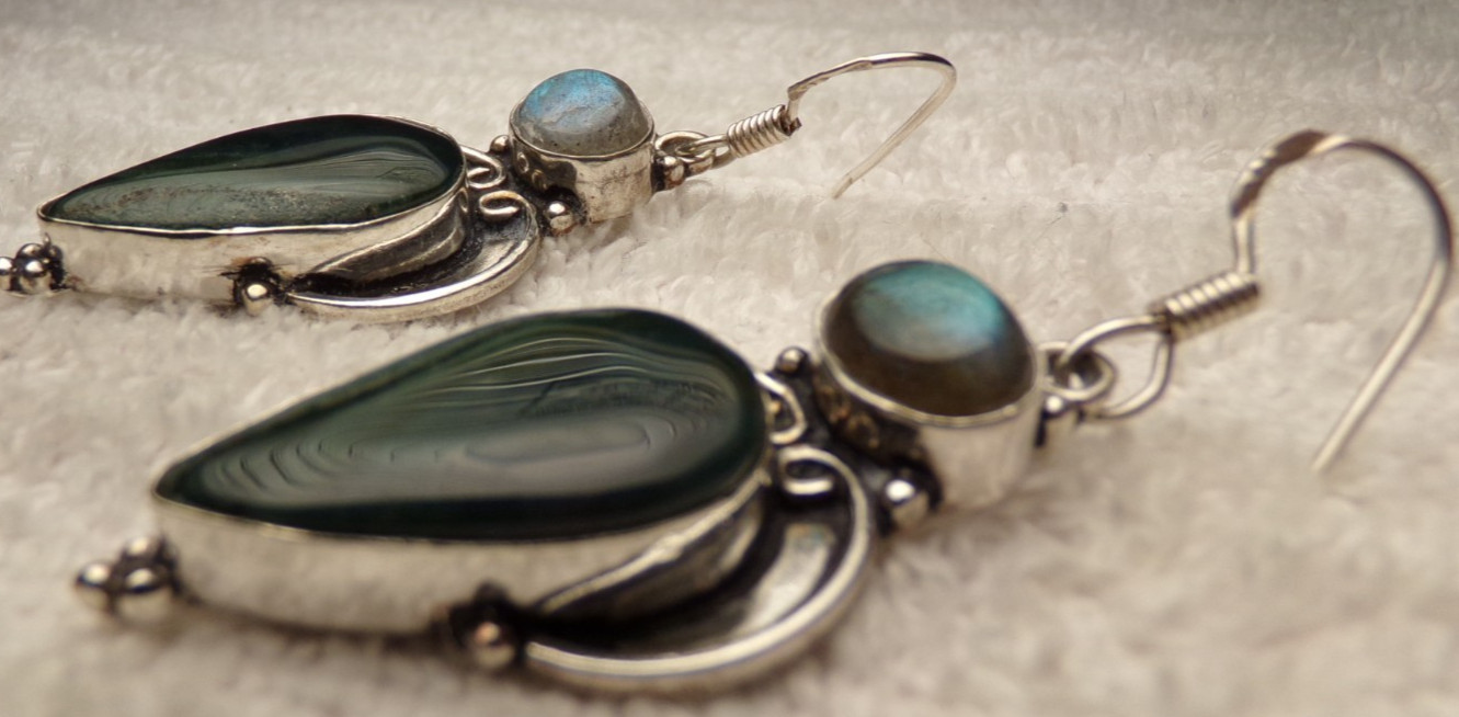 VTG STERLING SILVER LABRADORITE JASPER STONE ETRUSCAN LRG DROP PIERCE EARRINGS