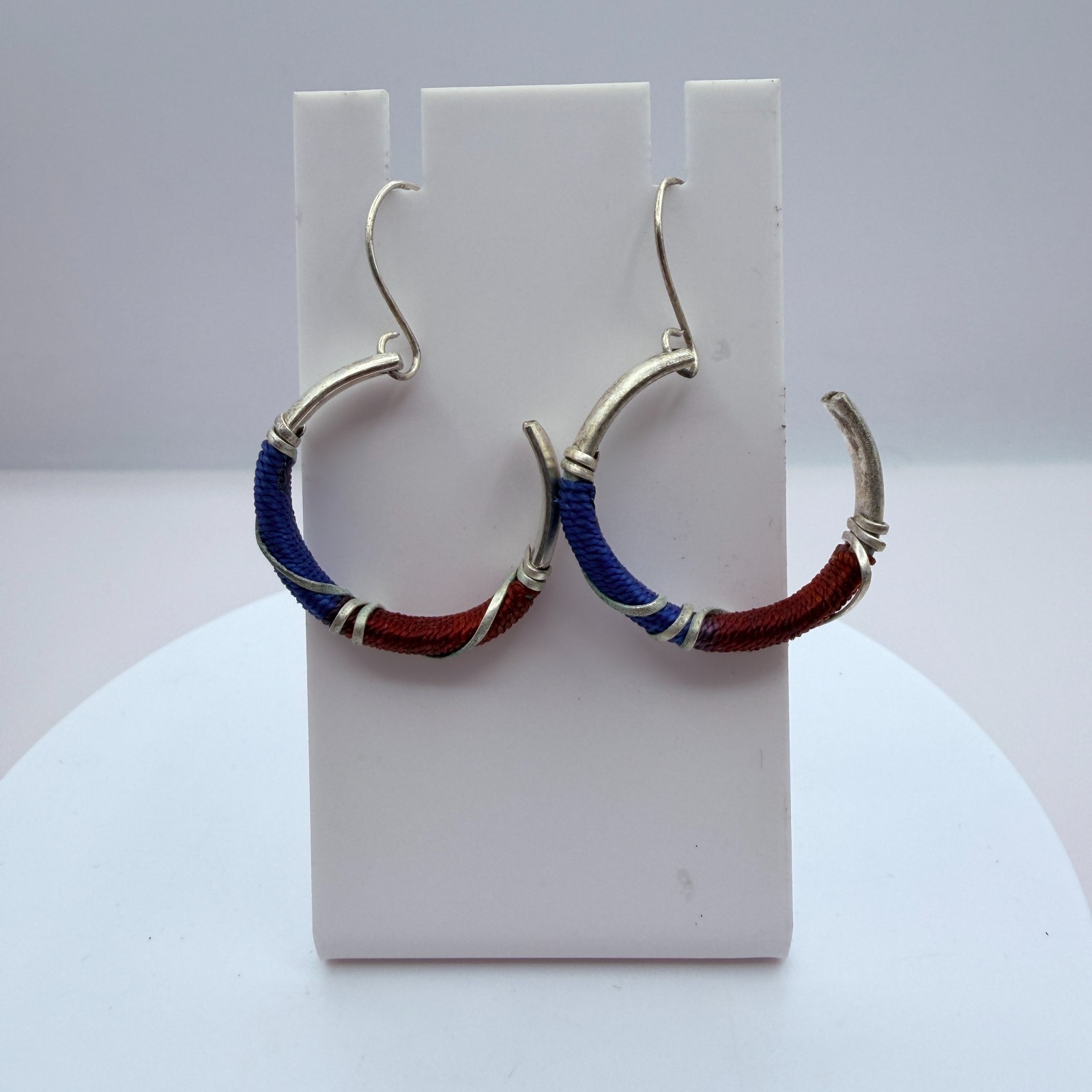Vintage Silver Tone Thread Wrapped Jewelry Set Collar Necklace Cuff Hoop Earring