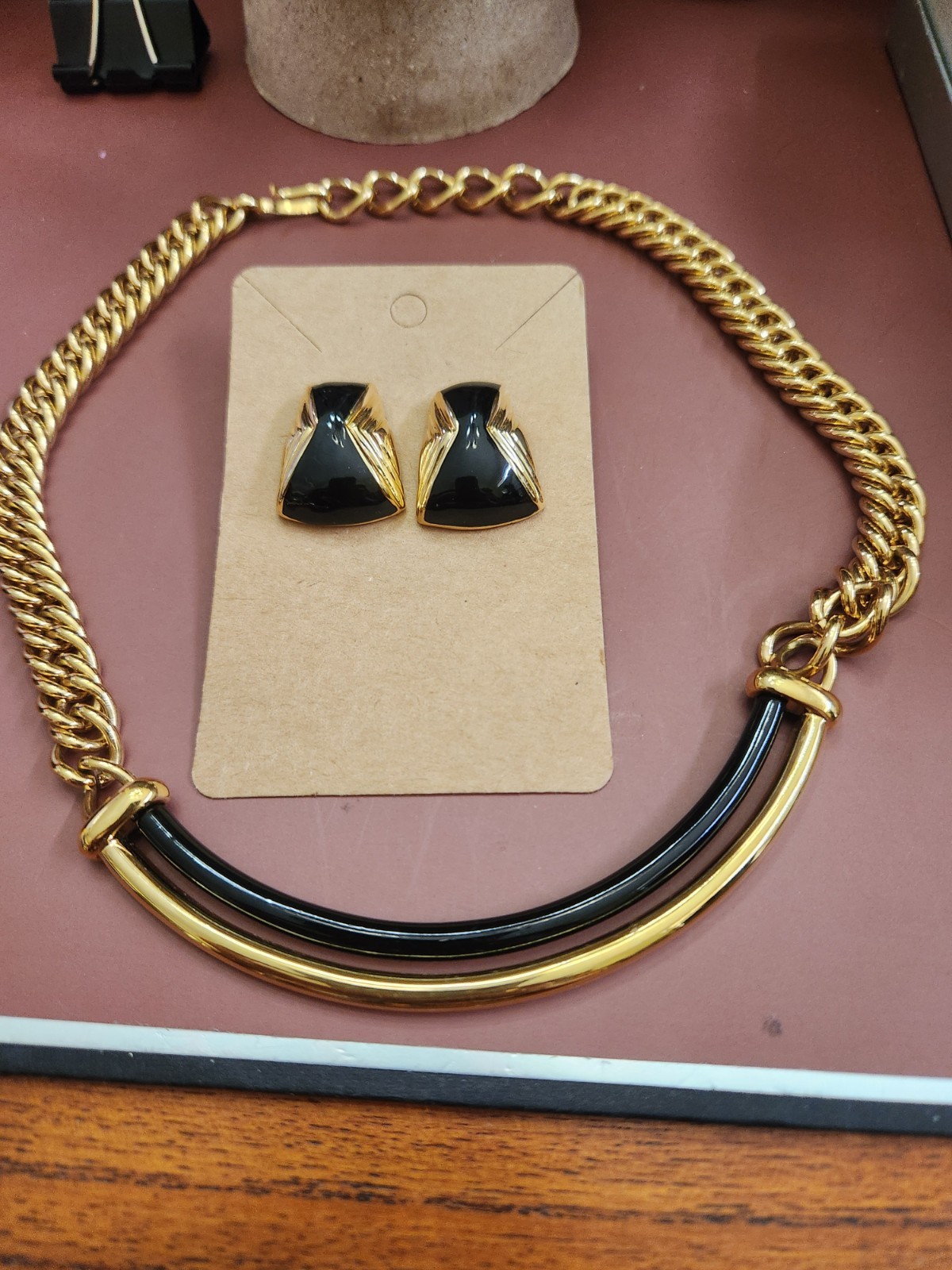 Monet two Tone Black Enamel & Gold Curved Bar Cuban Link Chain Choker Vintage
