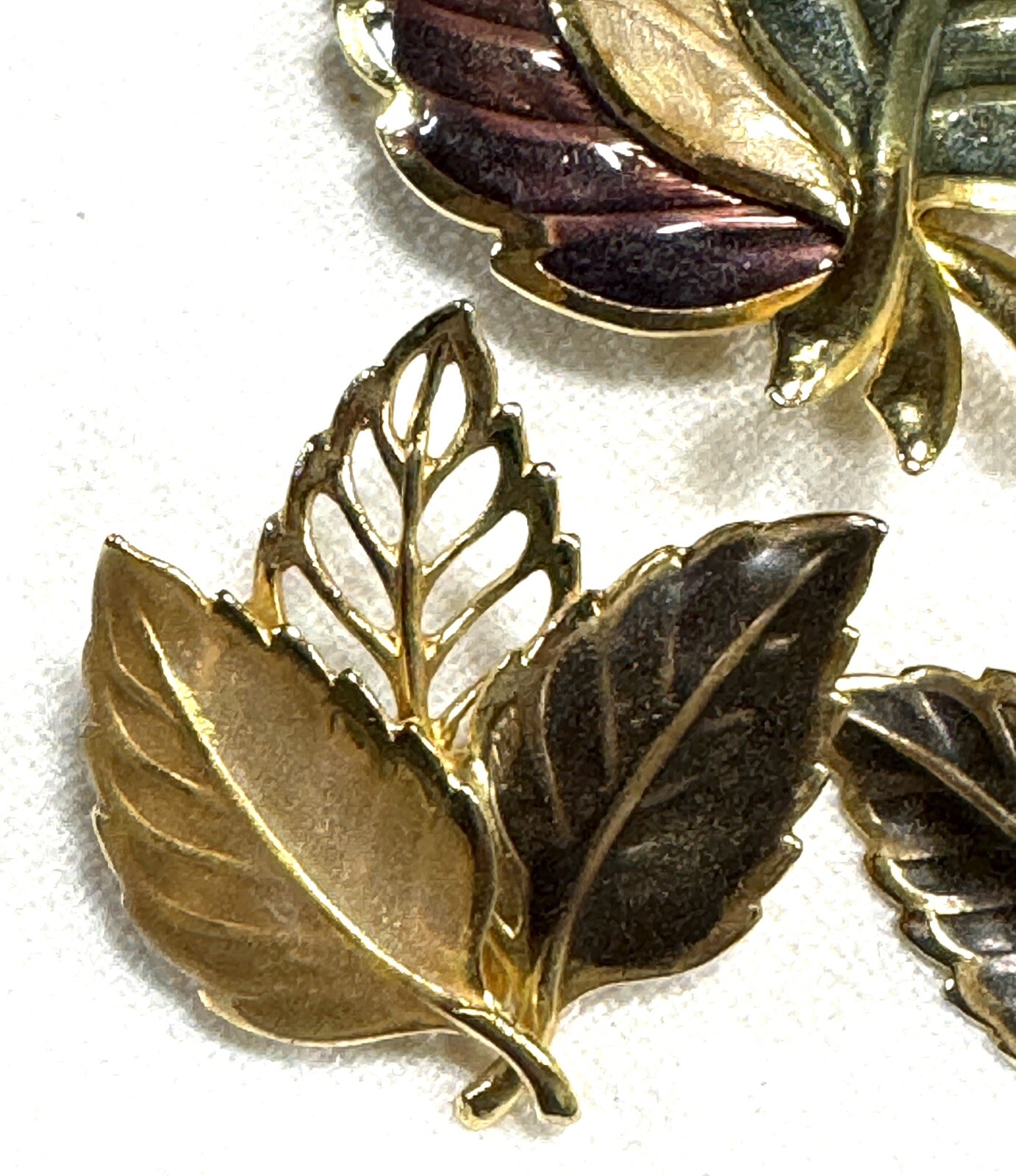 Leaf Motif Gold Tone Brooch & Earrings SET Fall Colors