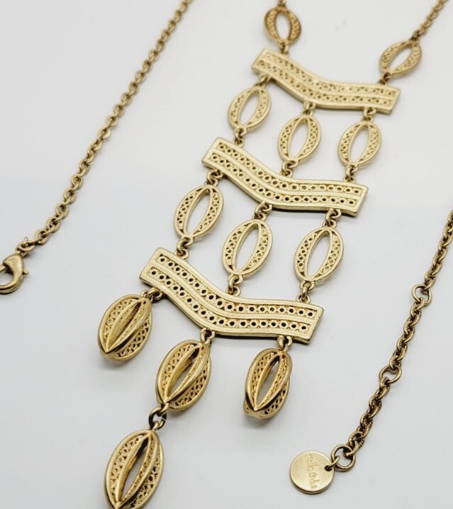 STELLA & DOT Kimberly Pendant Necklace Gold Tone Statement