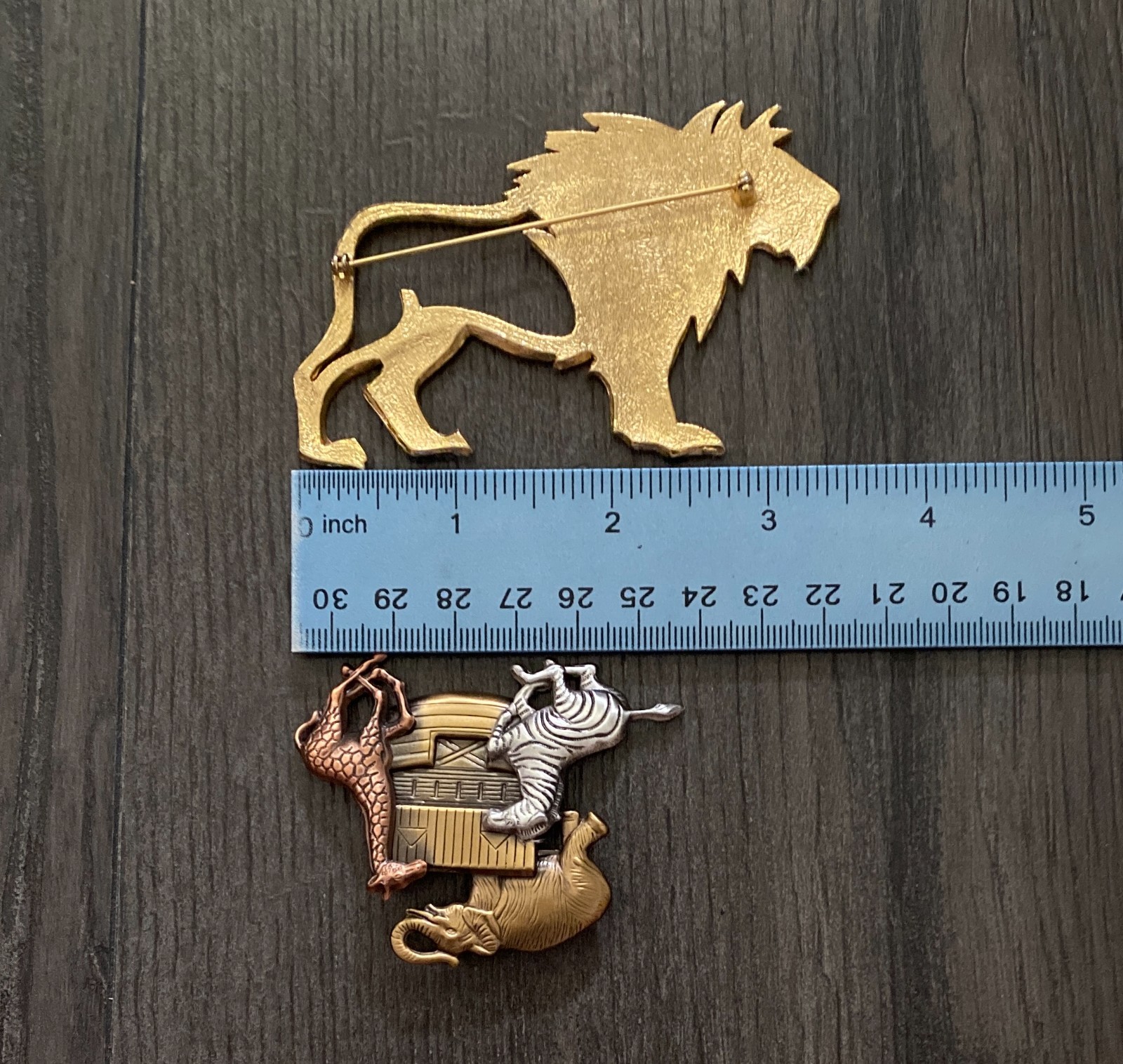 6 Vintage To Modern Safari Animal Brooch Lot Lion-Giraffe-Zebra-Leopard-Elephant