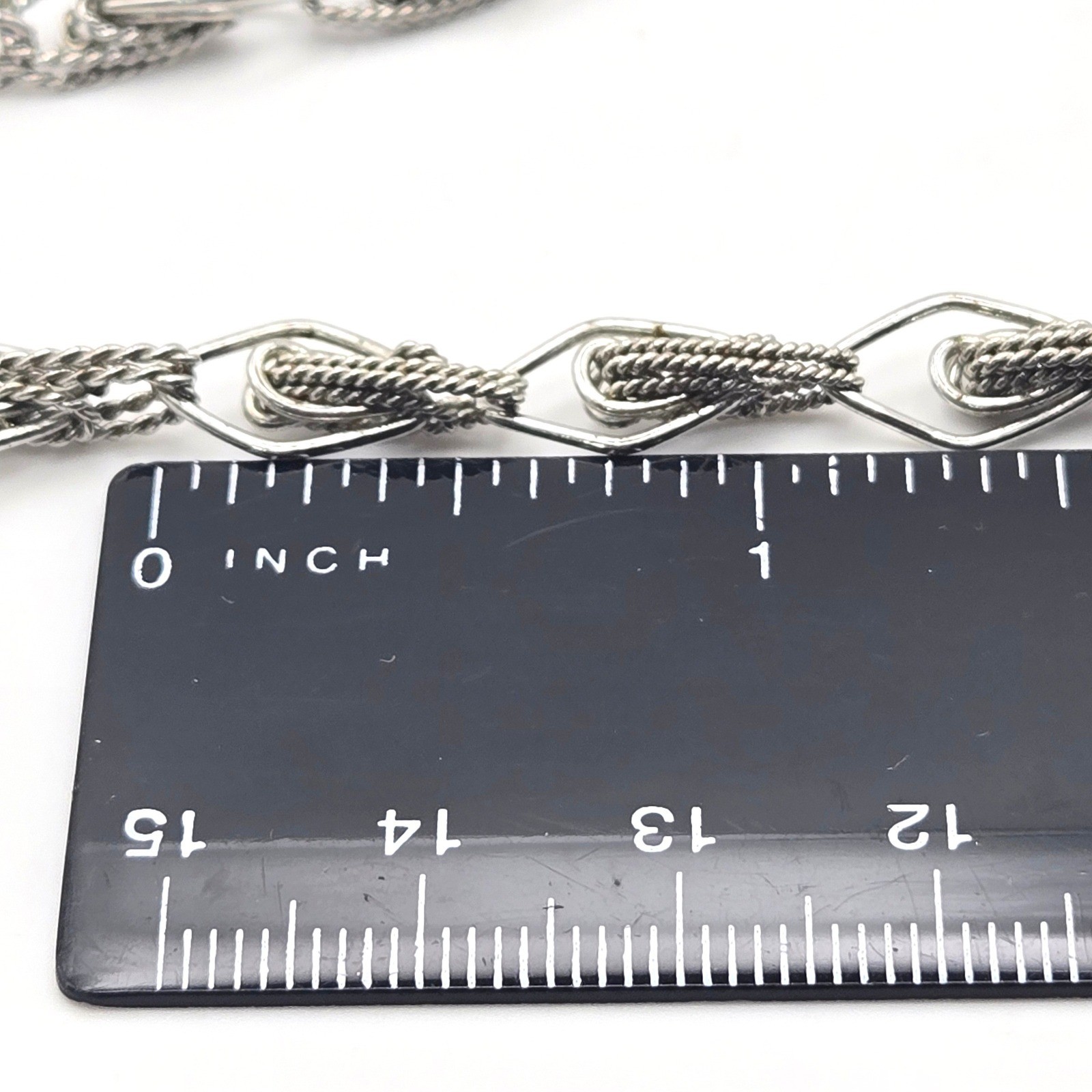 Vintage Silver Tone Necklace Textured Open Link Chain Diamond Rope Detail 18″