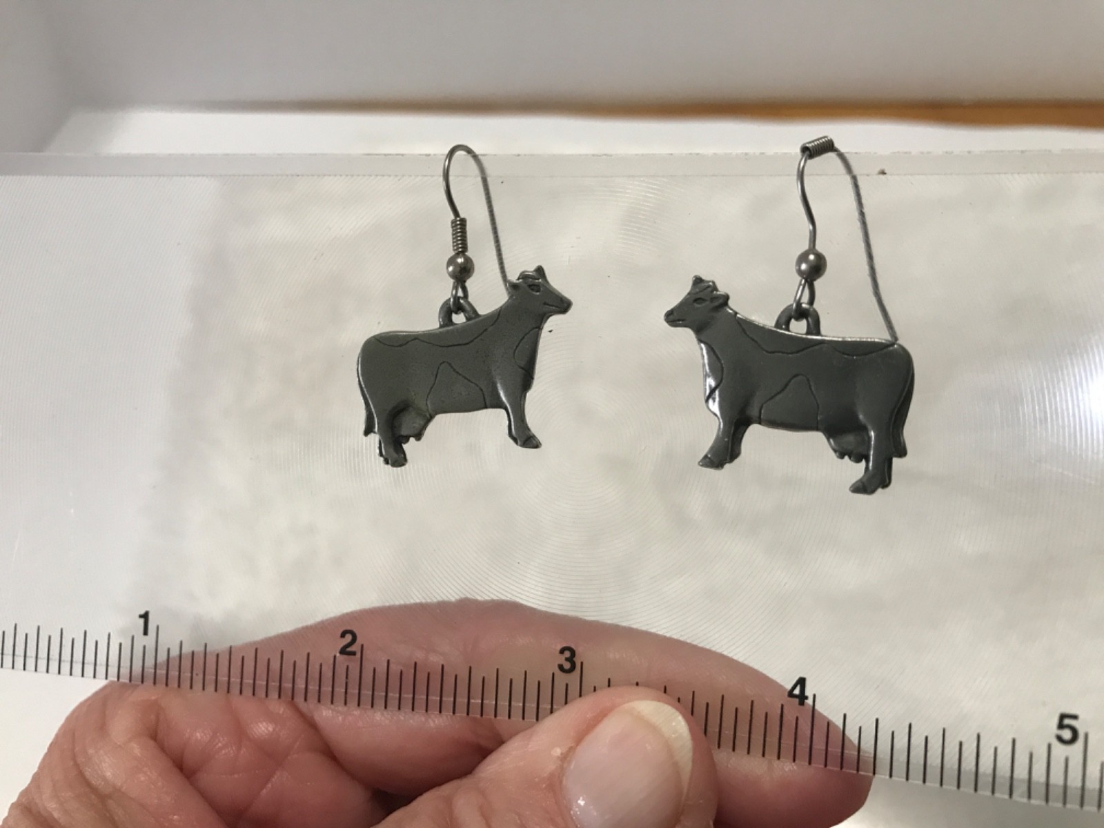 Vintage Maiden Vermont Dairy Milk Cow Pierced Dangle Earrings 1986 Pewter