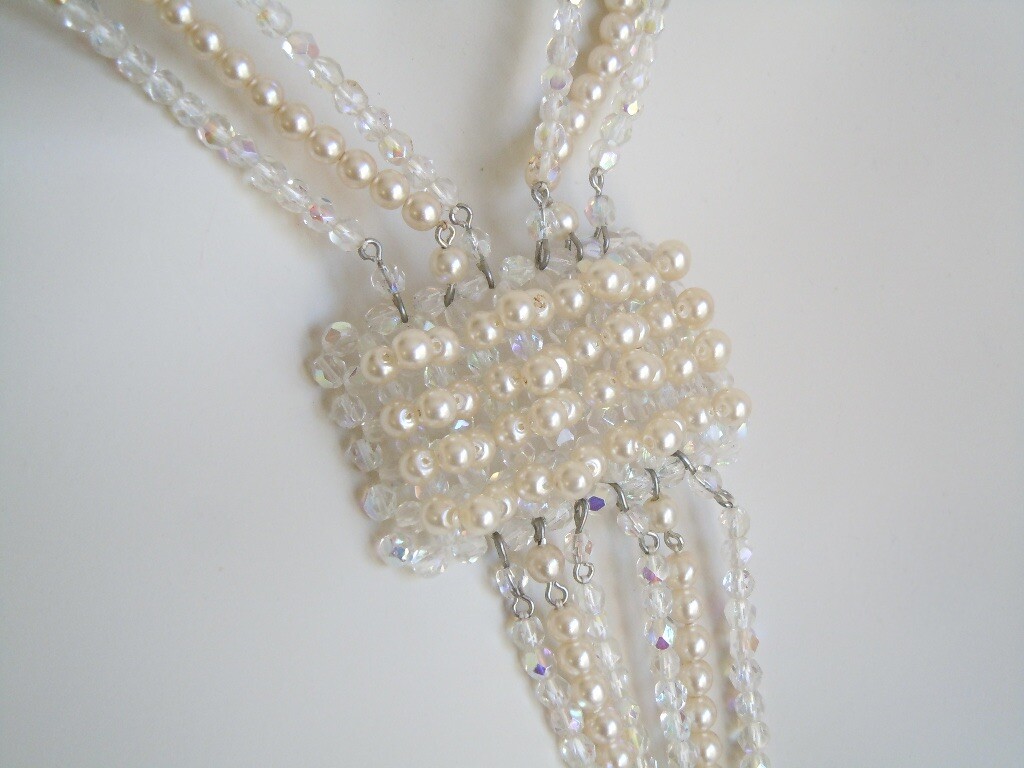 Vintage Fashion Jewelry Necklace Glass Beads 80.7 g 45 cm