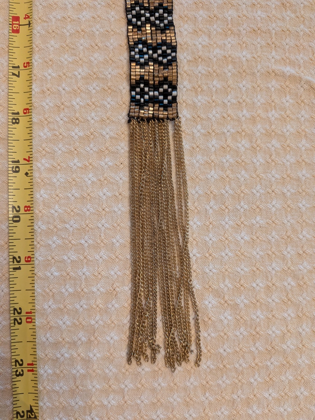 VINTAGE HANDMADE LONG 70’S “Y” DESIGN SEED BEADED W GOLD CHAIN FRINGE NECKLACE