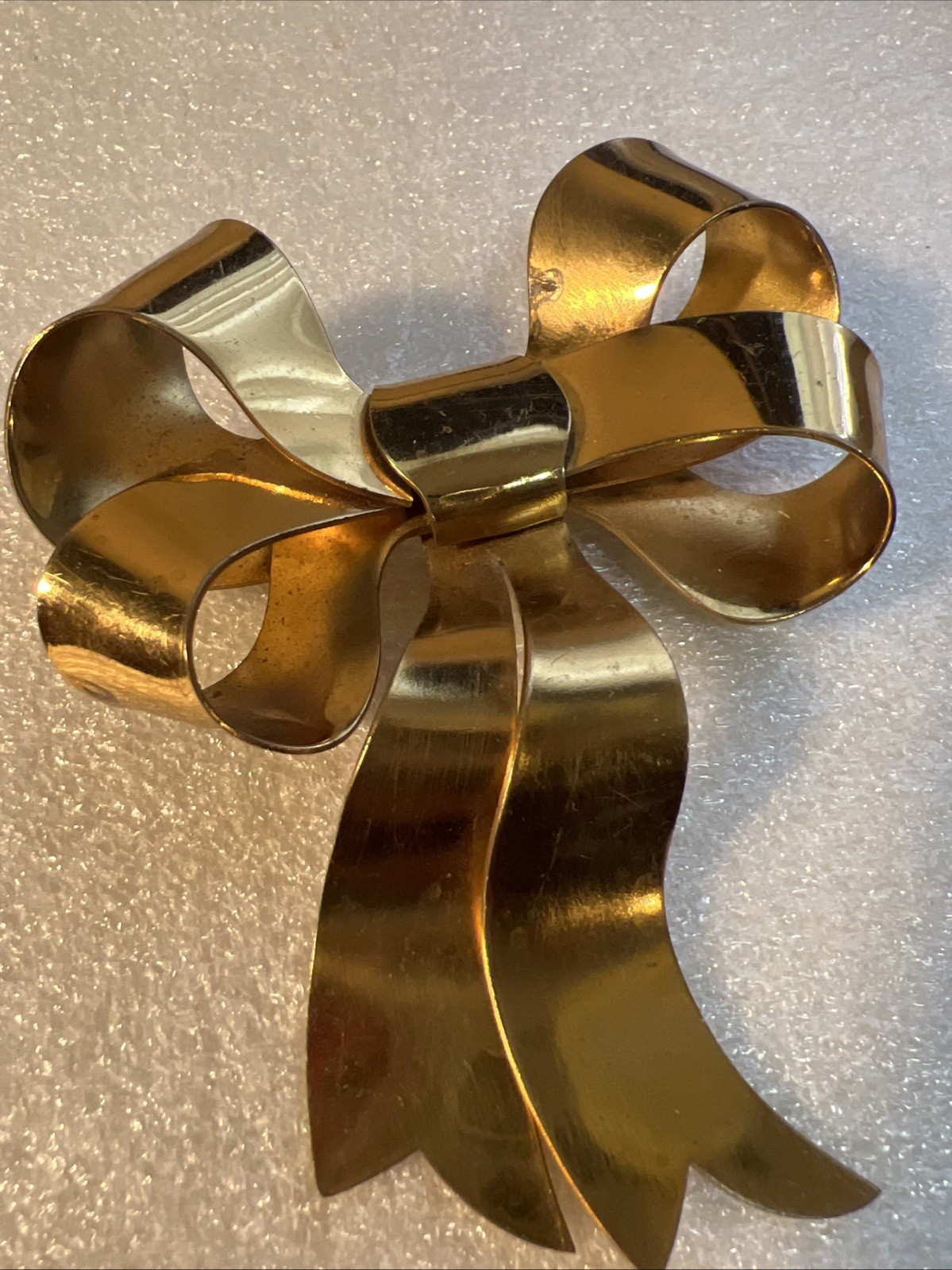 Vintage Gold Tone Extra Large Ribbon Bow Brooch