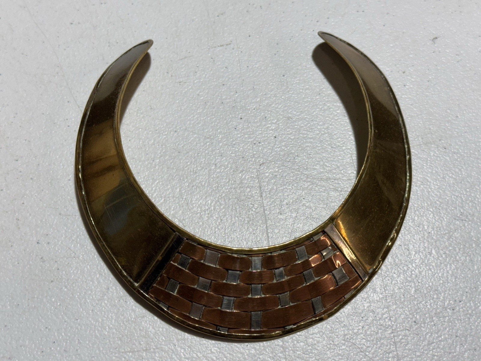 VINTAGE TRI COLOR MODERNIST COLLAR CUFF CHOKER NECKLACE MADE IN INDIA