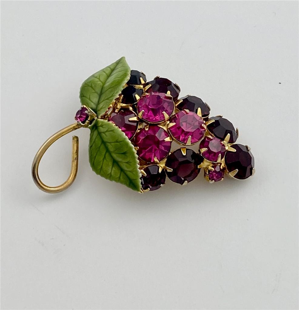 Vintage Red & Fuchsia Rhinestones Green Enamel Grape Bunch Brooch Pin
