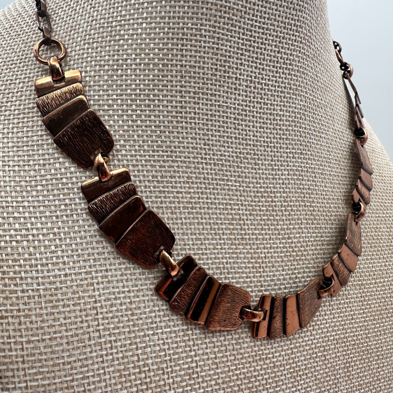 Vintage 90s Copper Tone Textured Panel Collar Necklace Boho Women’s Jewelry