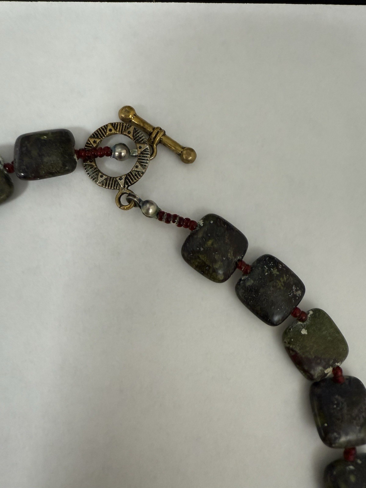 NATURAL JASPER STONES GRAINED SHAPES 10″ LENGTH NECKLACE VTG style timeless