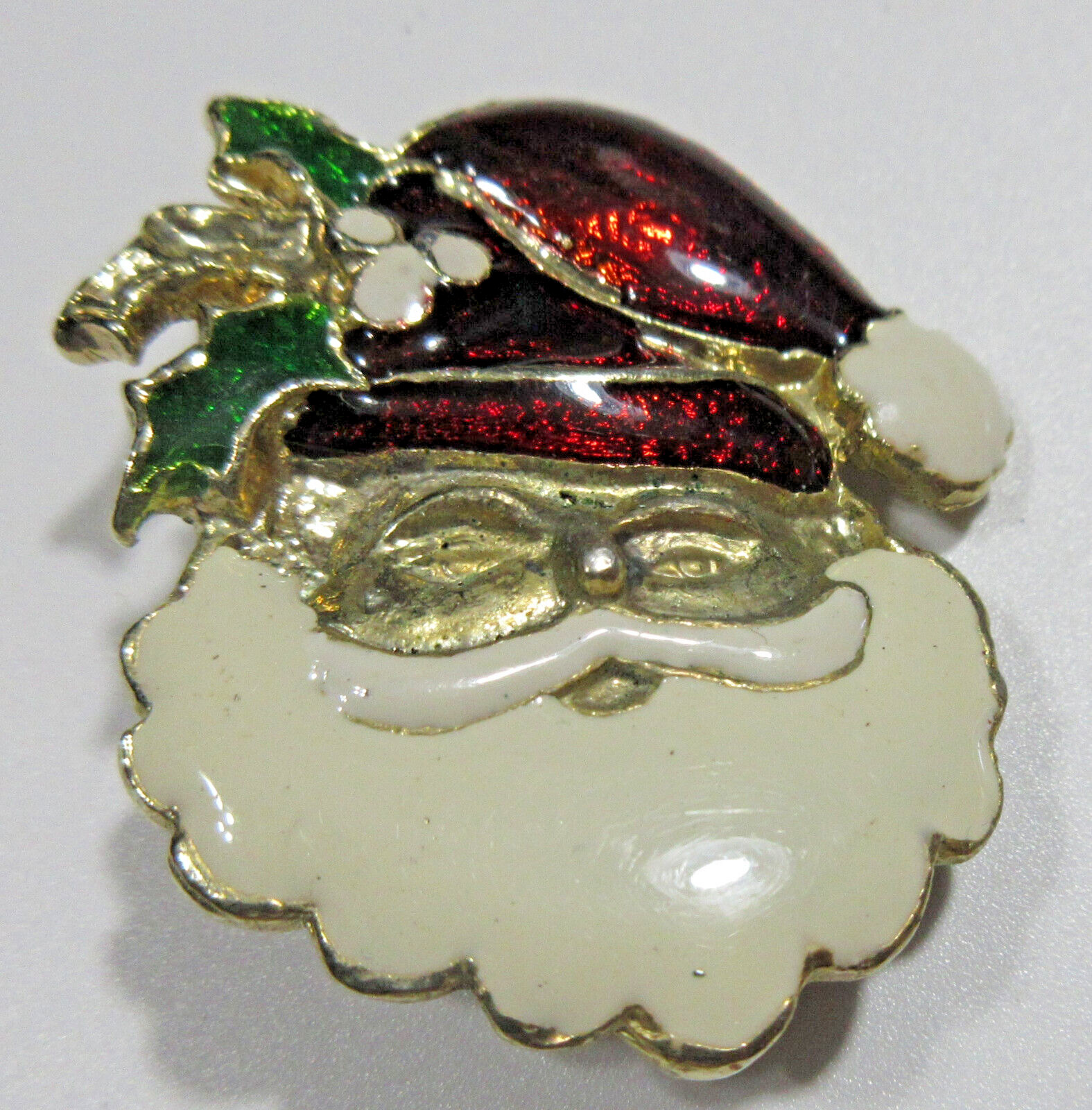 Vtg Modern Santa Claus Hat leaf CHRISTMAS Brooch Pin off white red gold tone