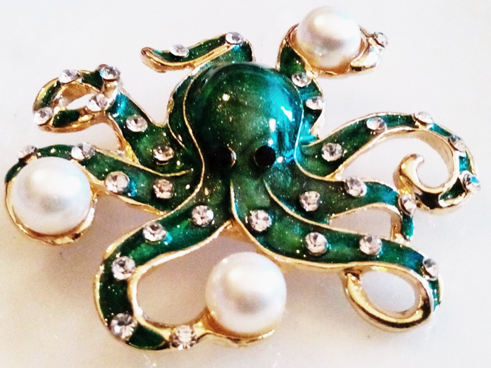 ENAMELED OCTOPUS BROOCH/PENDANT!Green Enameled, Clear Crystals, Imitation Pearls