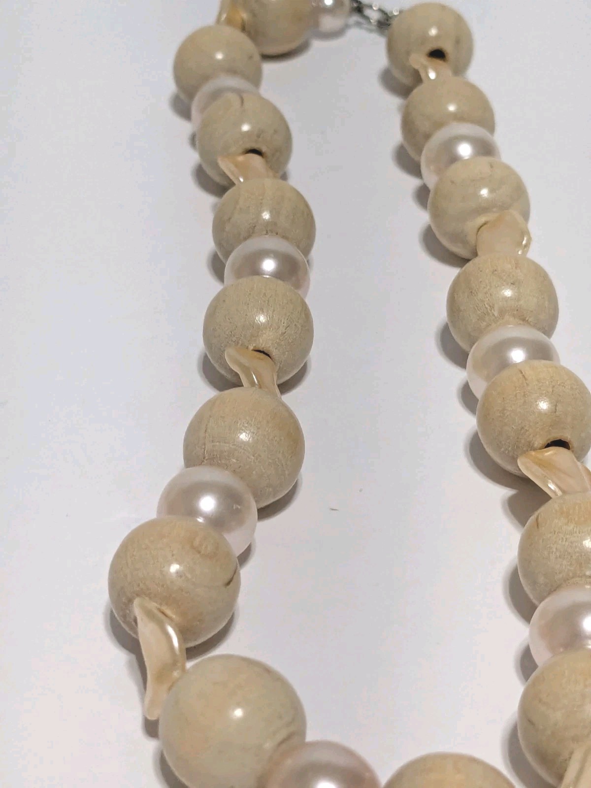 Vintage Wood Bead, Shell & Imitation Pearl Necklace. Light Colors 14″. BOHO