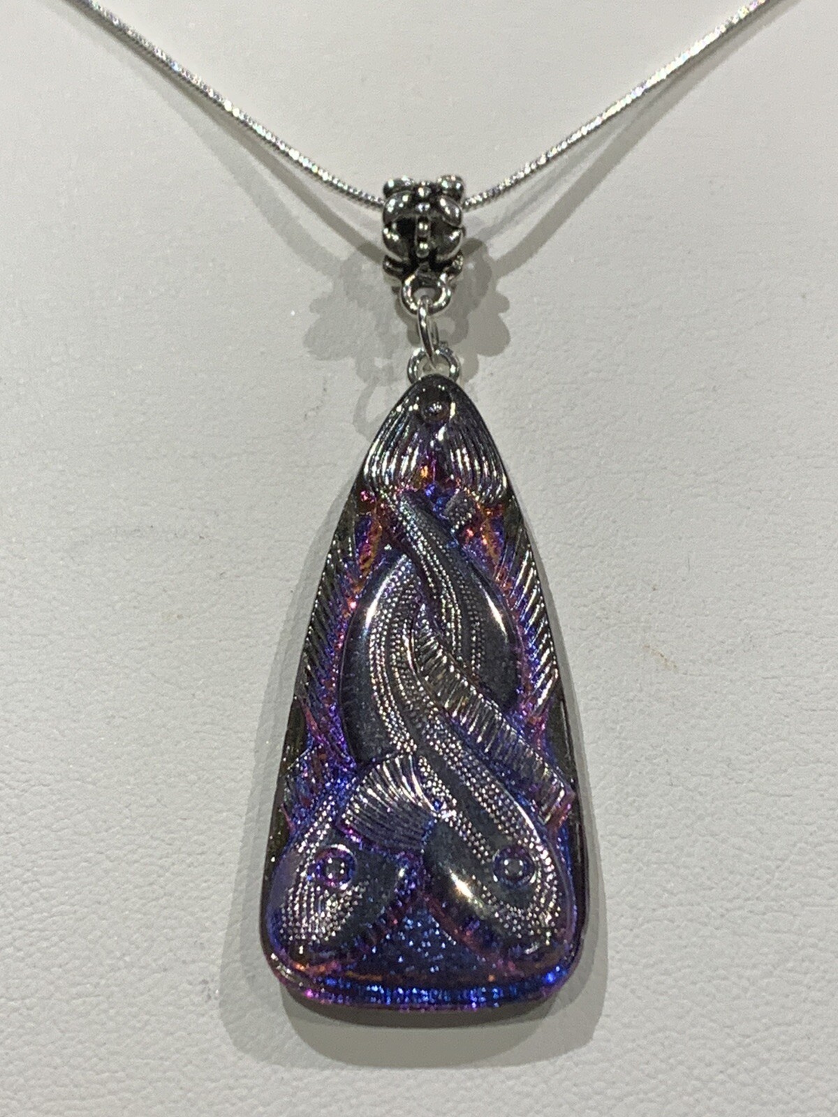 RARE-ANTIQUE EGYPT REVIVAL VIOLET/BLUE FLASH CZECH GLASS SERPENT NECKLACE.s-NEW