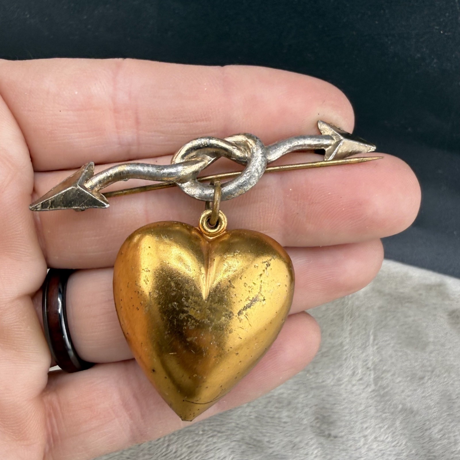 Vintage Brooch Lot of 2 Puff Heart Arrow Gold Tone
