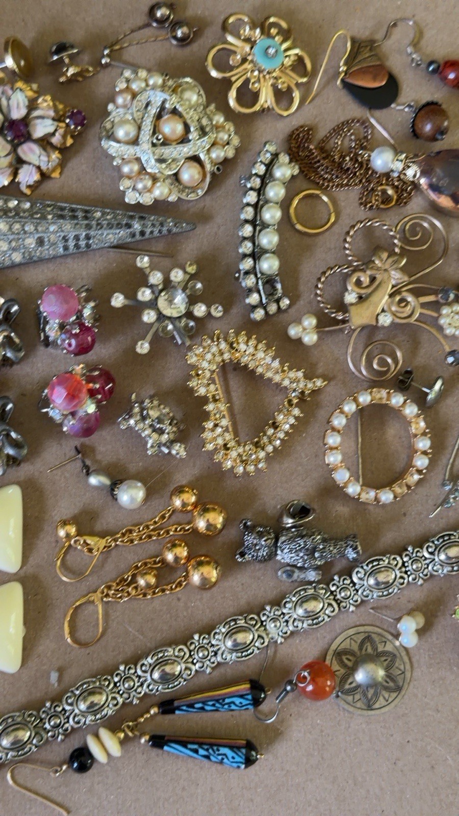 Wear Repair Repurpose Vintage Jewelry Lot ~ Brooch Pin Earring Clip ~ Rhinestone