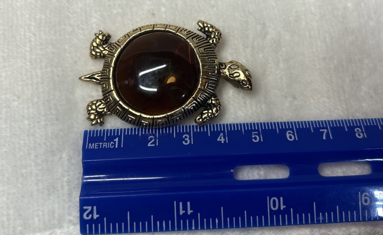 Vintage Gold Tone TURTLE Brooch w Tortoise Shell Glass Body