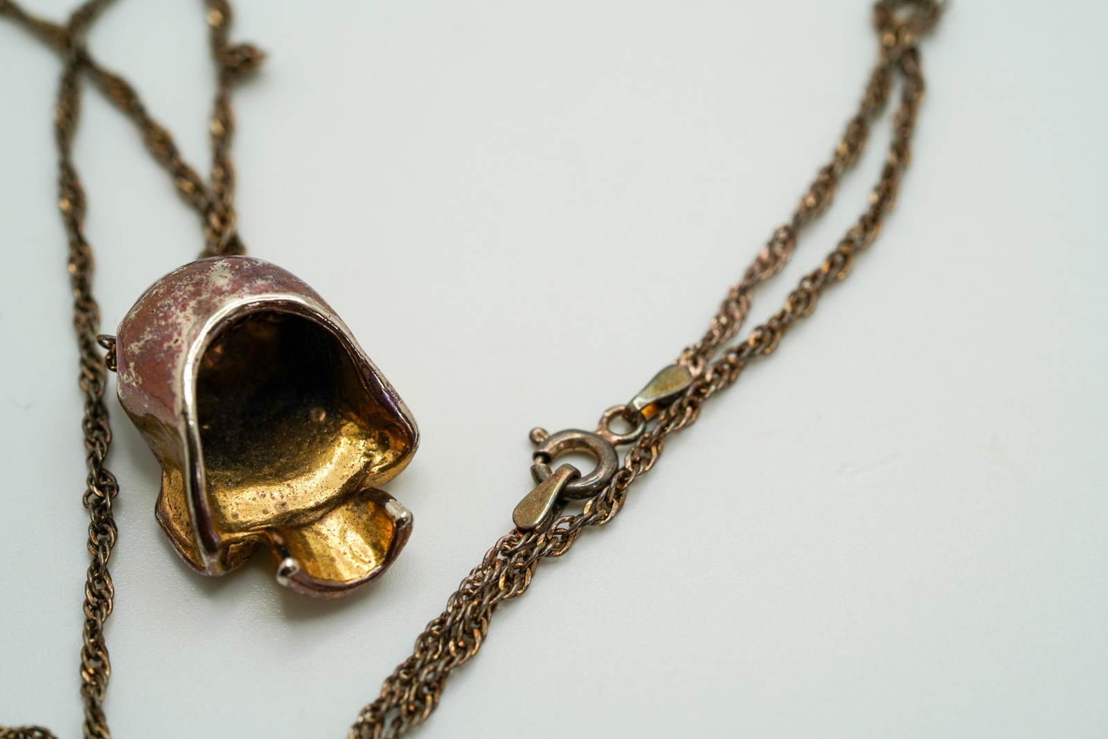 Vintage Silver Tone Skull Pendant 2.3cm Necklace 18″ JB45