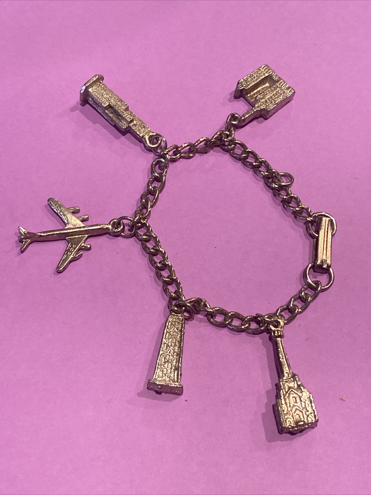 Vintage Highrise Buildings Charm Airplane Bracelet (D8)