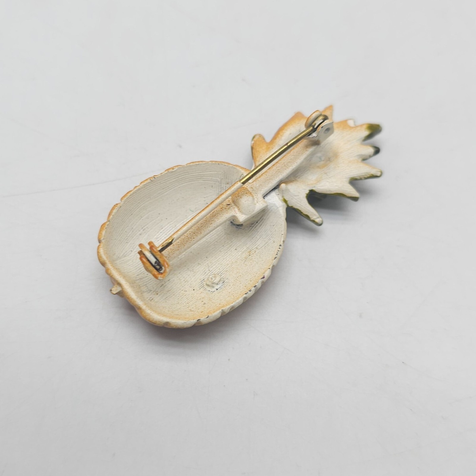 Vintage Pineapple Pin Brooch For Women Enamel Finish Fruit Jewelry