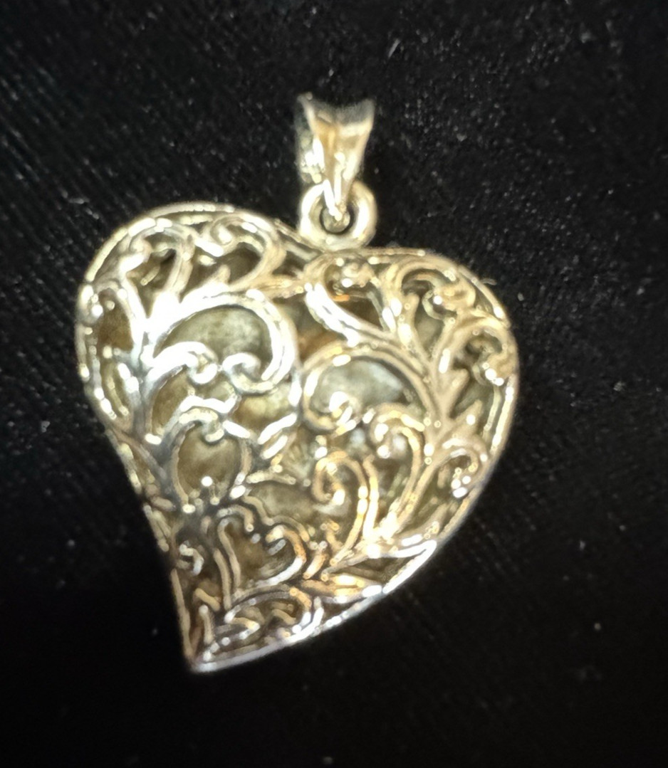 925 Sterling Silver Filigree Puff Heart Pendant Thailand Love Beauty FineJewelry