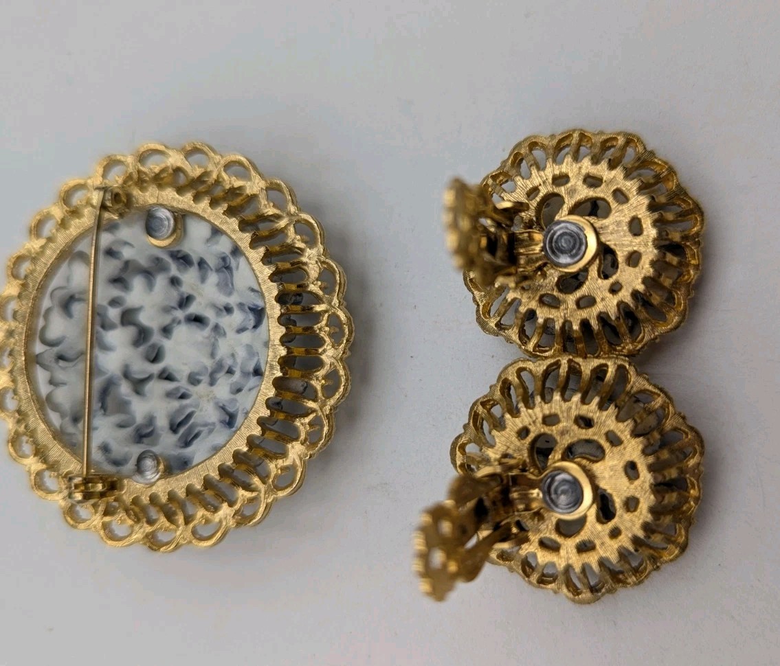 Vintage Forget Me Knot Brooch /Pin & Earrings Gold Tone Clip On