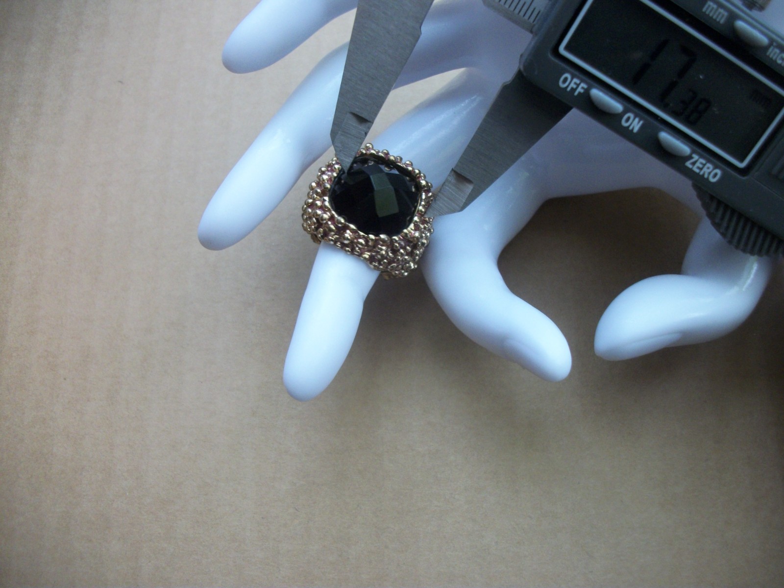 Vintage Avon Cocktail Ring Gold Tone Textured Pebble Black