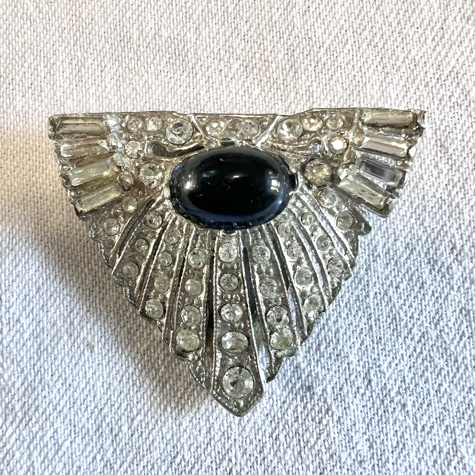 SINGLE DRESS CLIP Sapphire Blue Cabochon Rhinestones Vintage 1930s 1.5 X 2”