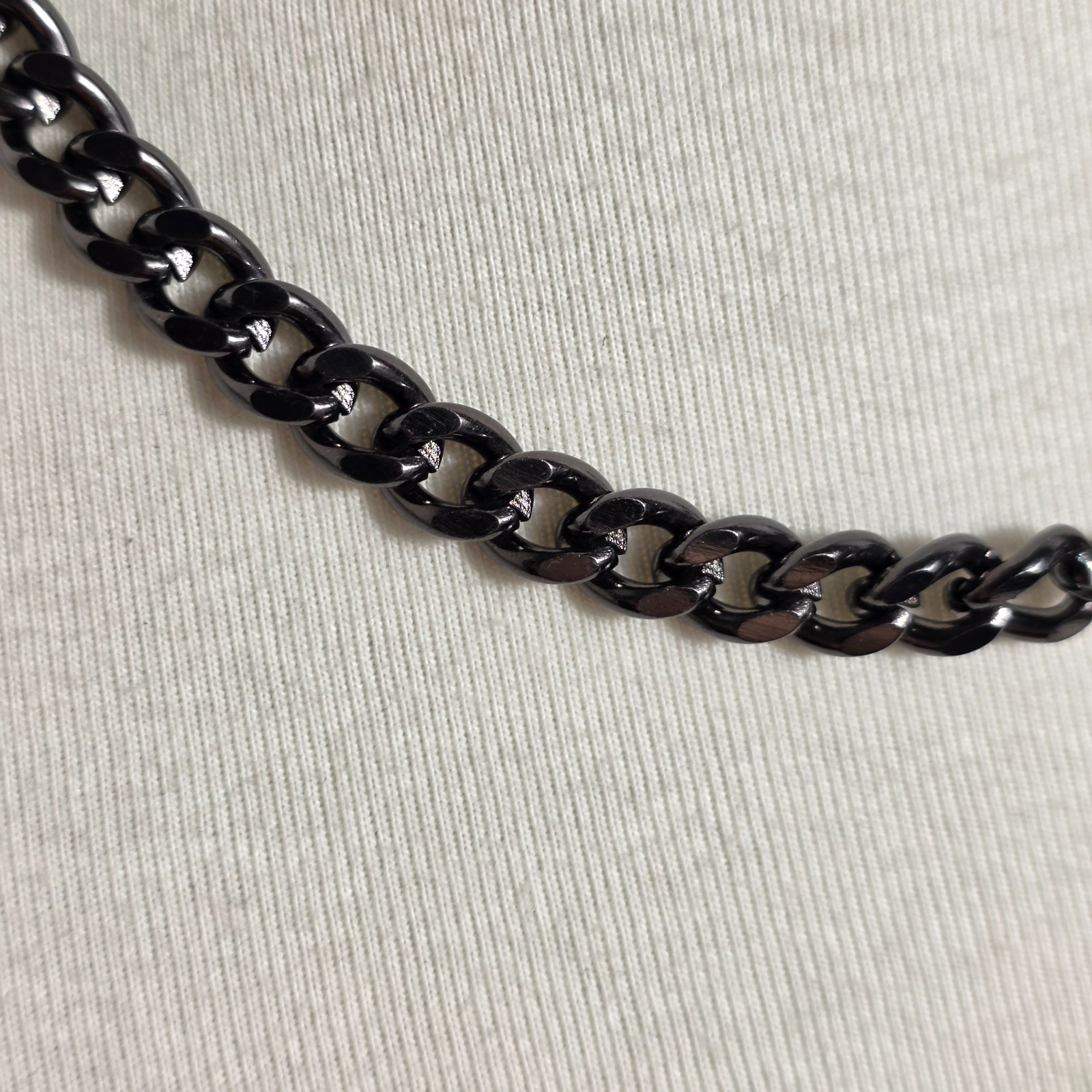 Metallic Black Charm Necklace Floral Pendants with Gray White & Black Beads