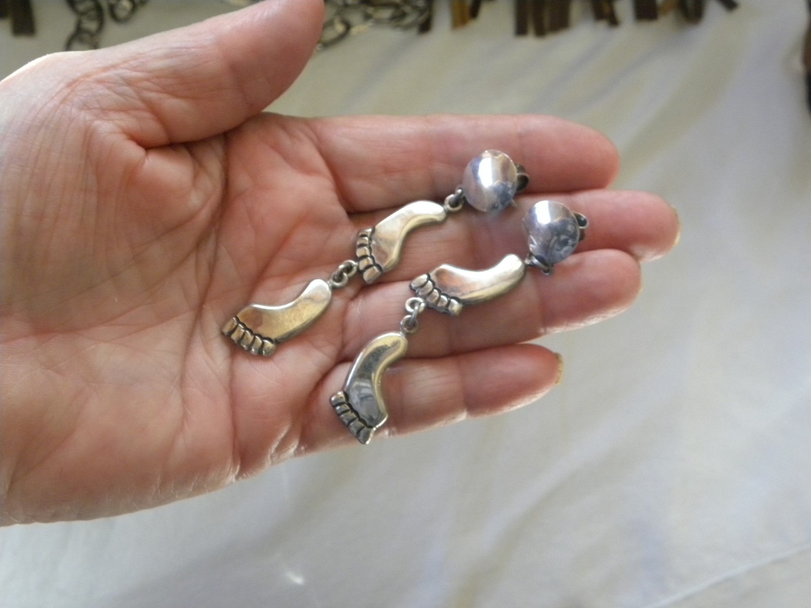 EMILIA “LOS CASTILLO” MEXICAN STERLING SILVER DANGLING FOOTPRINT EARRINGS 3″