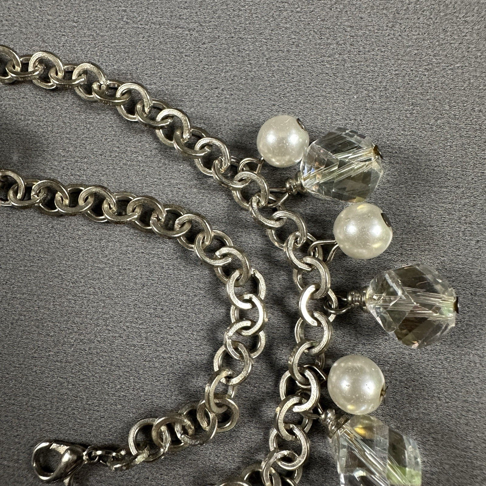 Vintage Faceted Bead Necklace Silver Tone Acrylic Dangle 16-18″ Charm